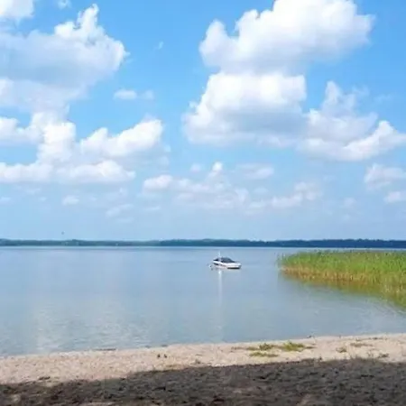 Holiday home Lakeside Villa, Private Garden Wierzchowo (Szczecinek)