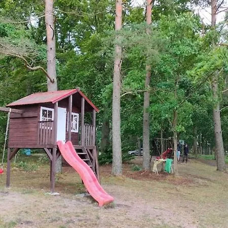 Lakeside Villa, Private Garden بيت للعطل Wierzchowo (Szczecinek)